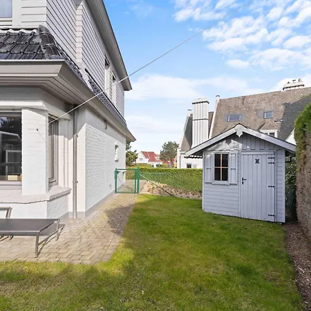 'sunny Corner' In Sint - Idesbald *